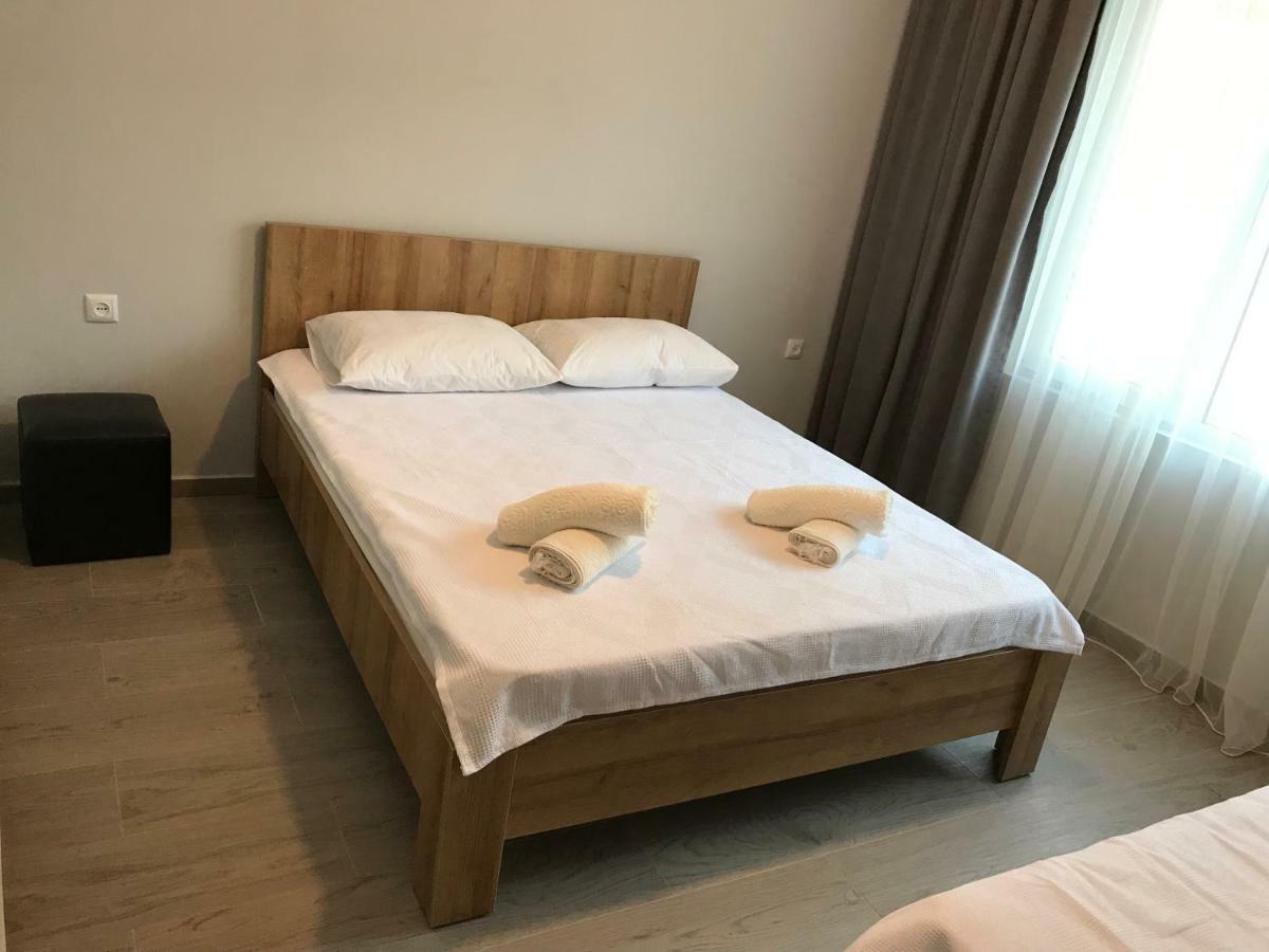 Hotel Charli Gonio Luaran gambar