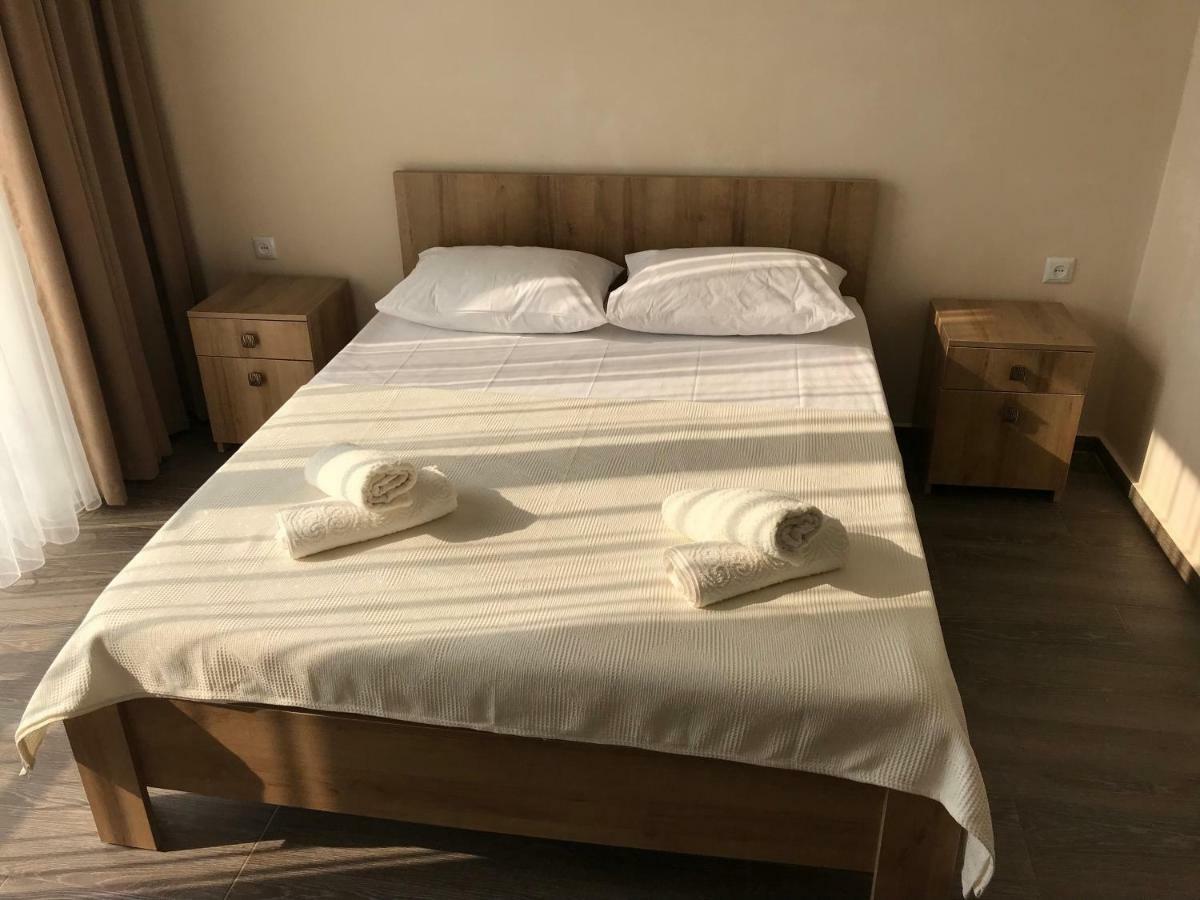 Hotel Charli Gonio Luaran gambar