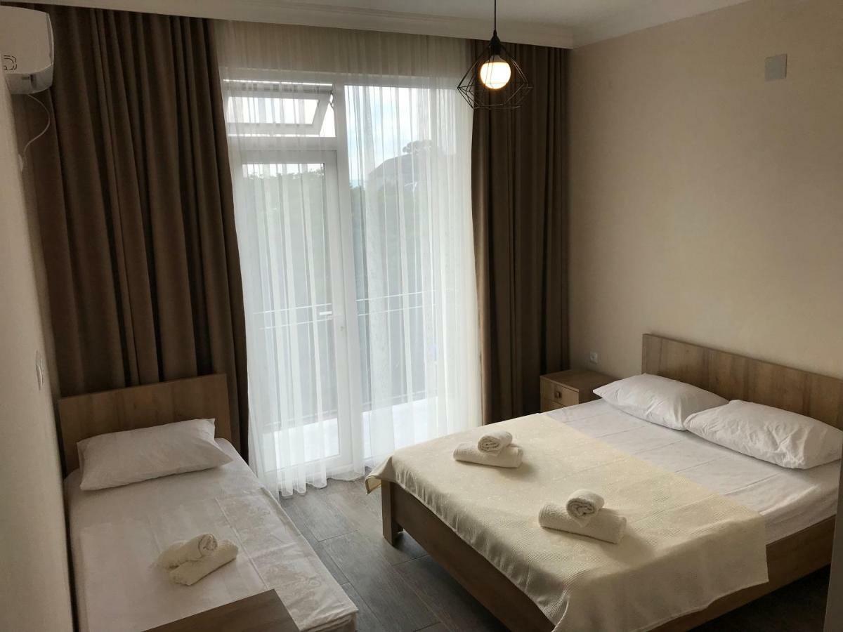 Hotel Charli Gonio Luaran gambar