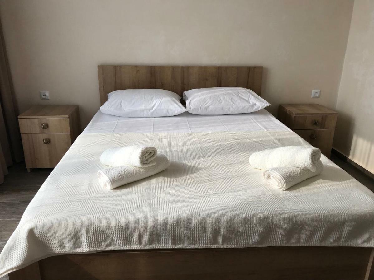 Hotel Charli Gonio Luaran gambar