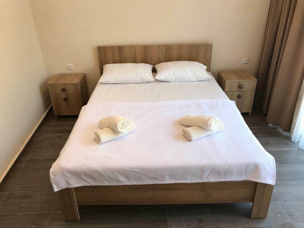 Hotel Charli Gonio Luaran gambar