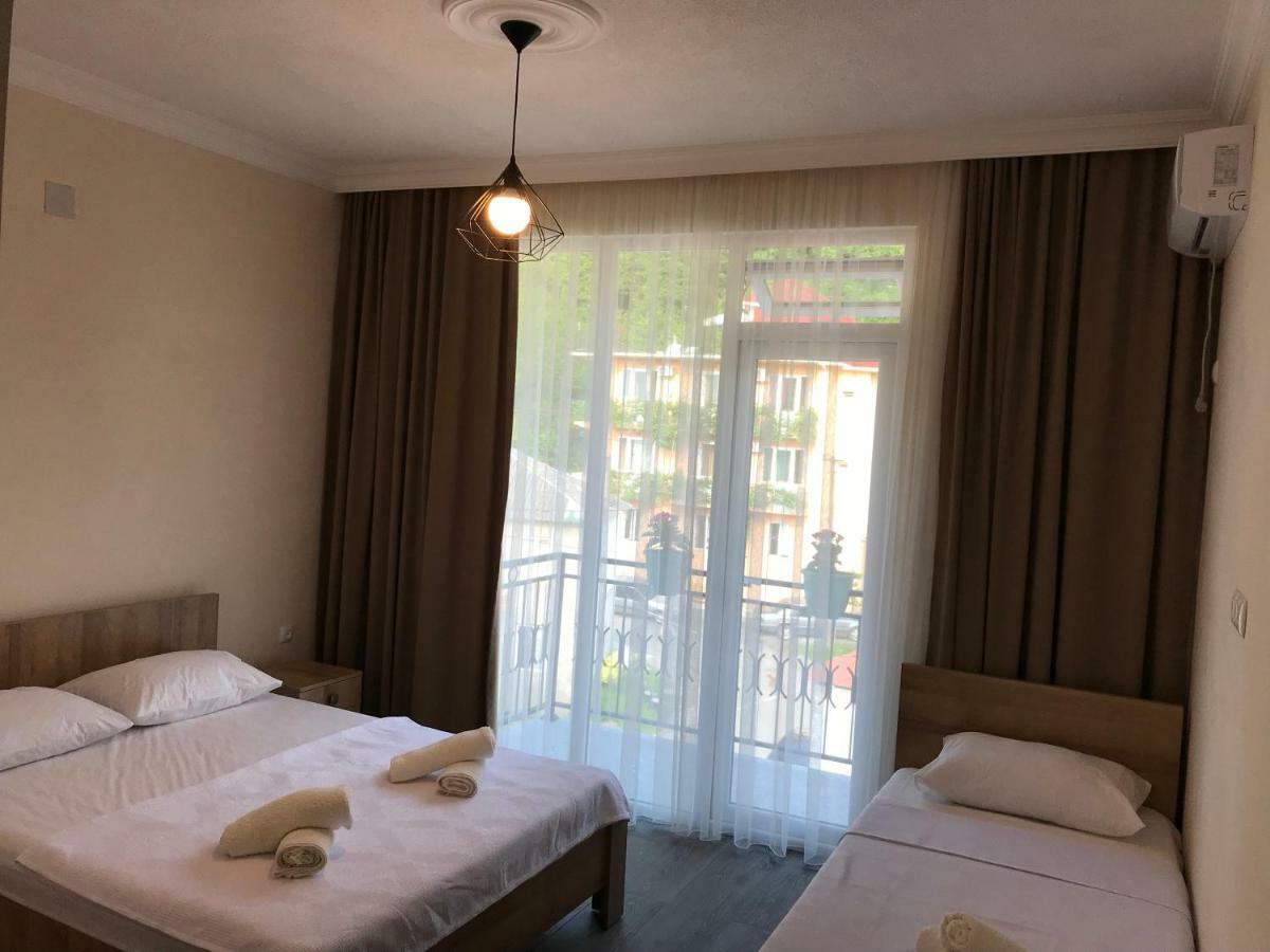 Hotel Charli Gonio Luaran gambar