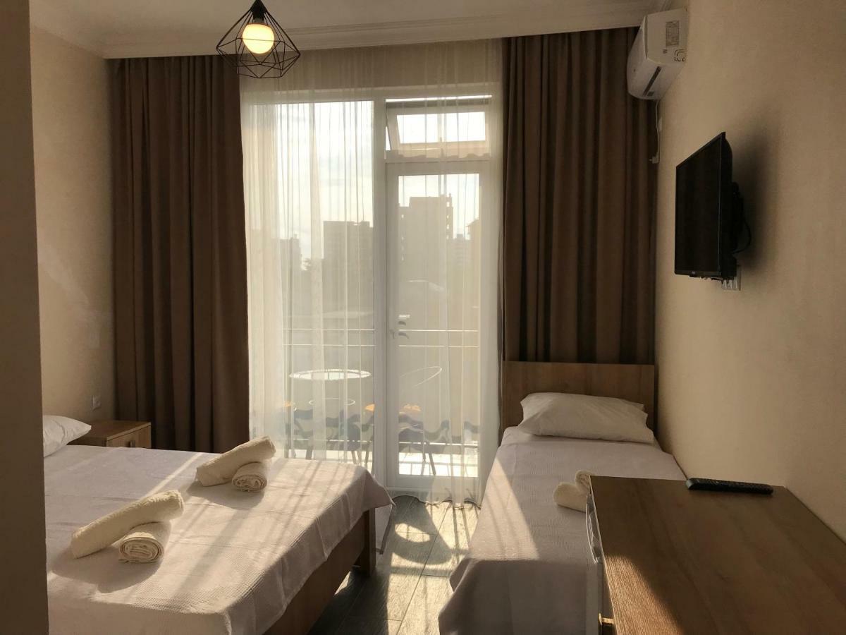 Hotel Charli Gonio Luaran gambar